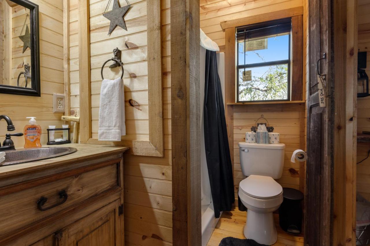 River'S Sky View Lodge Фредериксбург Екстериор снимка