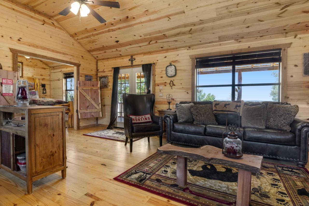 River'S Sky View Lodge Фредериксбург Екстериор снимка